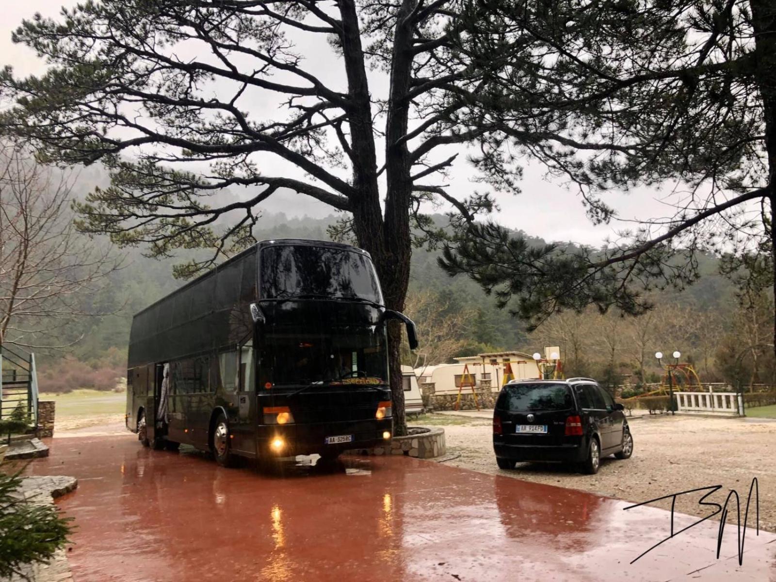 Urban Nightliner Hotel Tirana Exterior photo